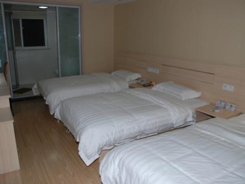 מלון Super 8 Nanjing Jiefang Road מראה חיצוני תמונה